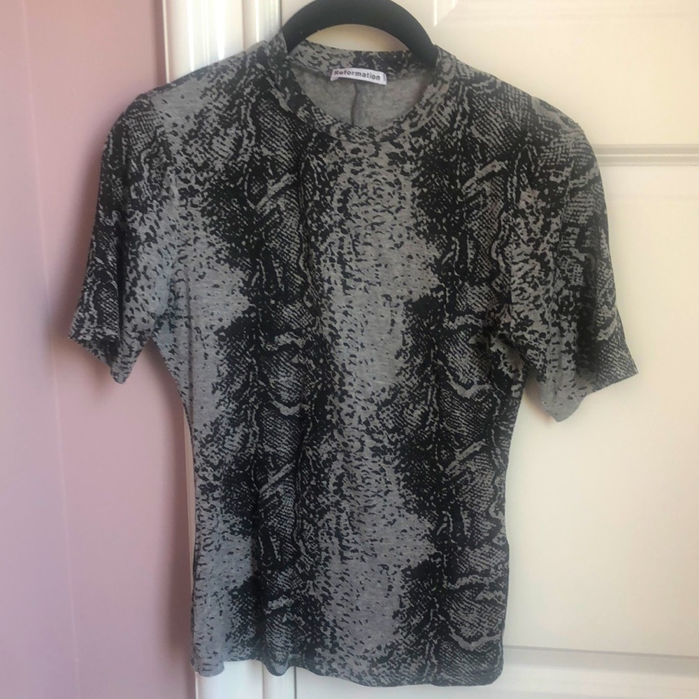Snake skin mesh top
